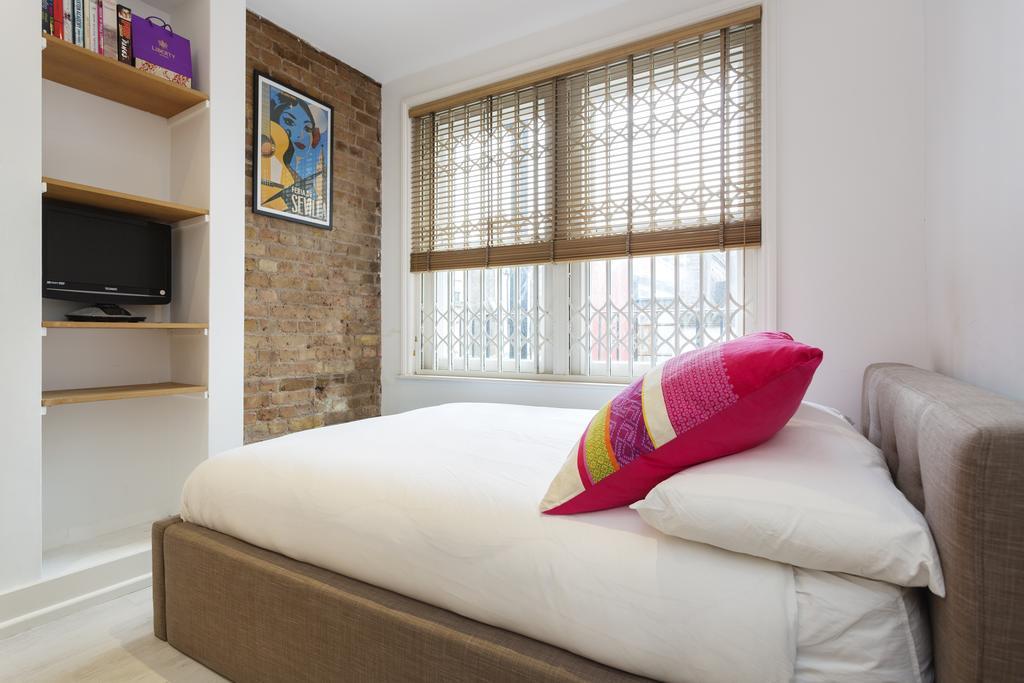 Veeve - Sophisticated Soho Apartment Londen Buitenkant foto